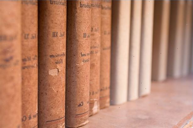 Als u een oud boek en je benieuwd naar de waarde van zijn. Het is mogelijk om boeken professioneel getaxeerd.