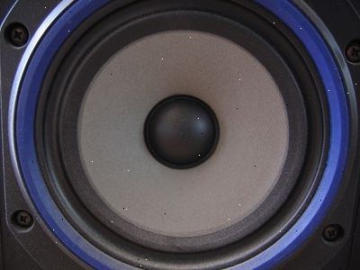 Hoe te auto stereo speakers oplossen. Zoek de oorzaak van het probleem.